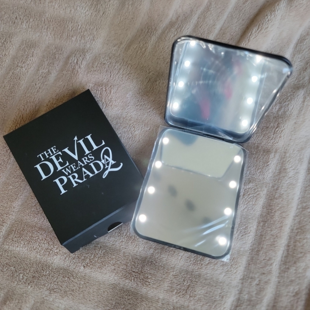 The Devil Wears Prada Lighted Compact Mirror
